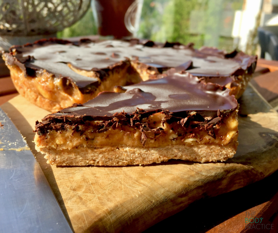 Salted Caramel Snickers taart